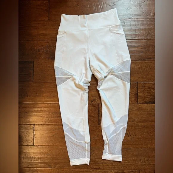 Lululemon white mesh leggings - Picture 2 of 8